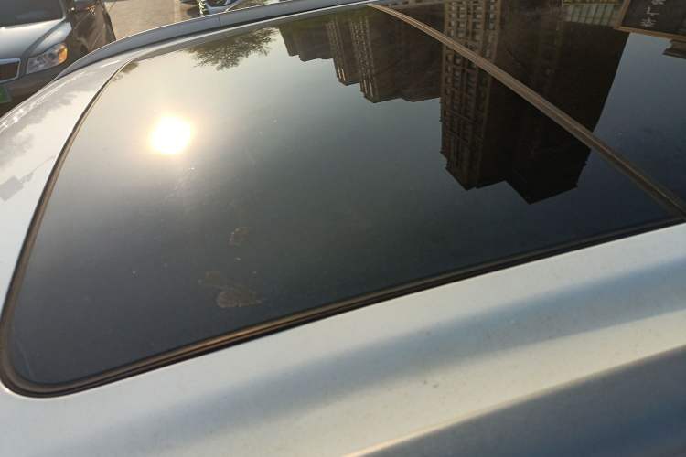 Used Geely Auto Emgrand X7 Sport 2016 2.0L Manual ZhiShang Version Roof