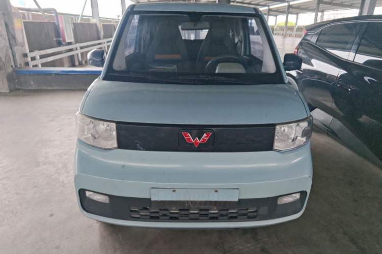 Used Wuling Hongguang MINIEV 2020 Zizai Version Lithium-NMC Front