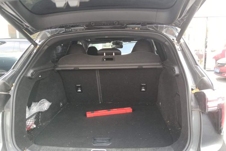 Used Lynk & Co 01 EM-P 2023 1.5TD EM-P PM Trunk