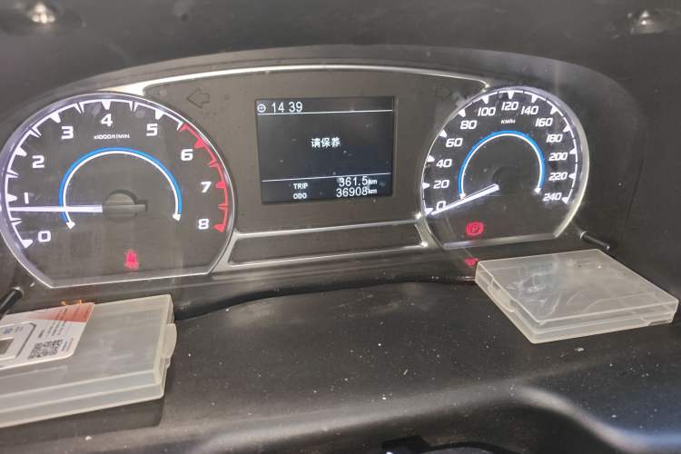 Used JMC Transit 2021 2.8T Space King Standard Version Long Wheelbase Mid-Height Roof Rear Single Tire – Step 6-Seater Diesel China VI Emission Standard JX493
