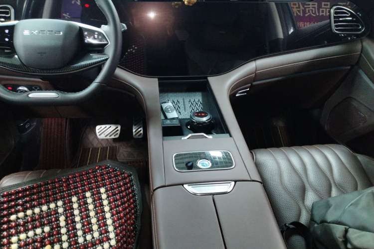 Used EXEED Lanyue 2023 400T Four-Wheel Drive Starry Edition 7-Seater
