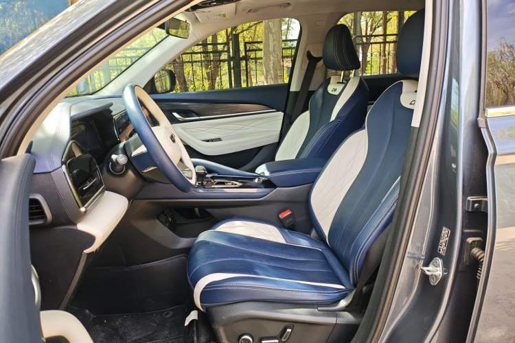 Used Geely Auto Monjaro L 2022 1.5T Leishen Hi·F Plug-in Hybrid Super Xun Left Front Seat