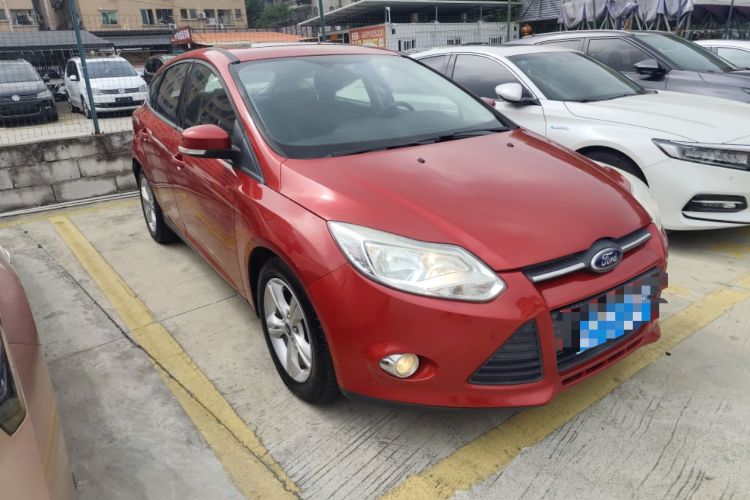 Used Ford Focus 2012 Hatchback 1.6L Automatic Fashion Edition
