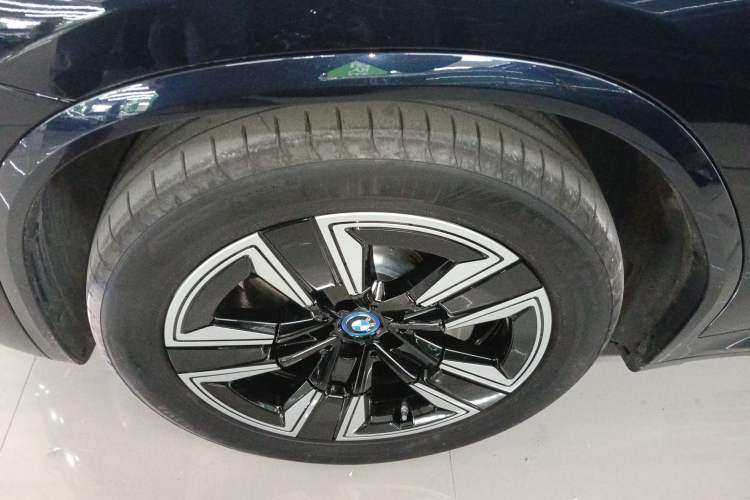 Used BMW iX3 2024 Leading Model
