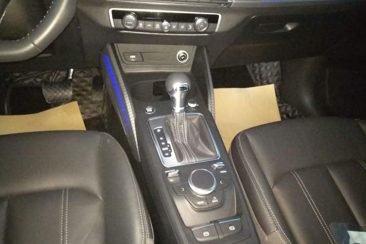 Used Audi Q2L 2024 35TFSI Fashionable and Dynamic Edition