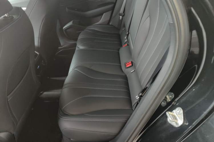 Used Geely Auto Preface 2025 Dongfang Yao 1.5TD Kunlun Edition
