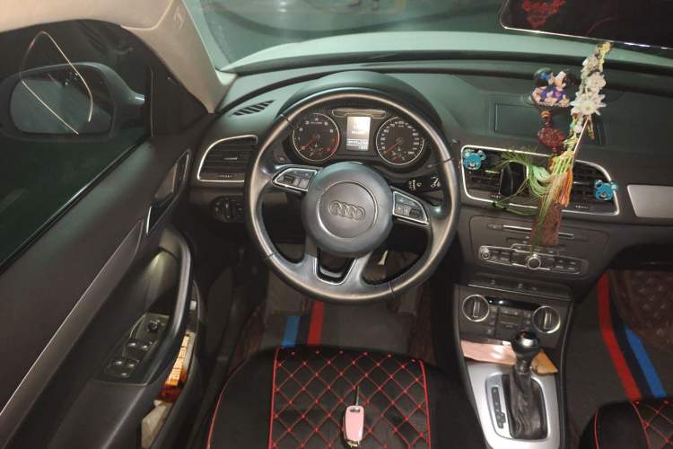 Used Audi Q3 2016 35 TFSI Fashion Model
