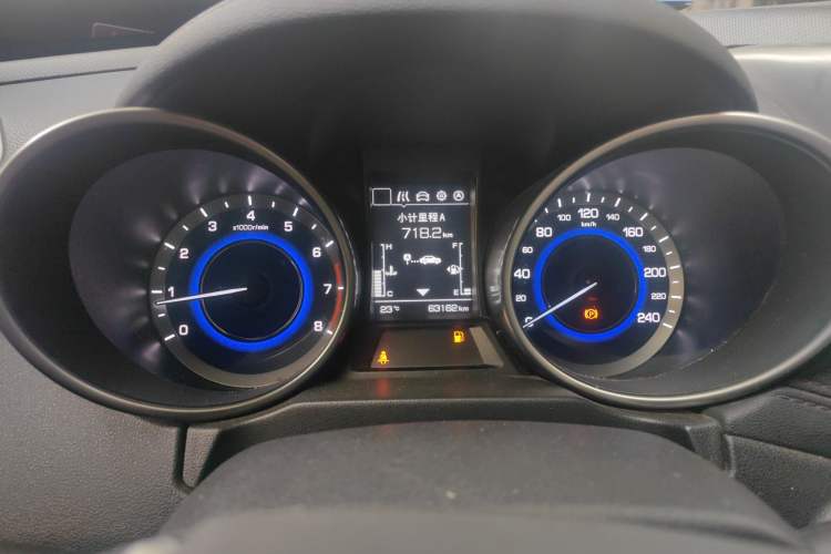 Used CHANGAN OSHAN COS5 2021 1.6L Manual Luxury Model