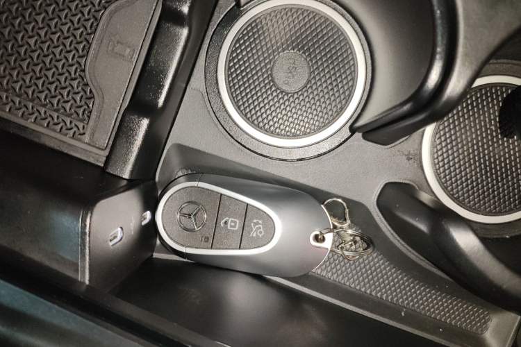 Used Mercedes-Benz E-Class 2025 E 300 L Luxury Model
