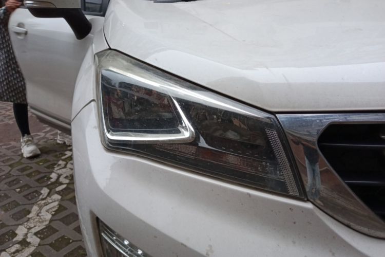 Used CHANGAN CS15 2016 1.5L Automatic Fashion Edition