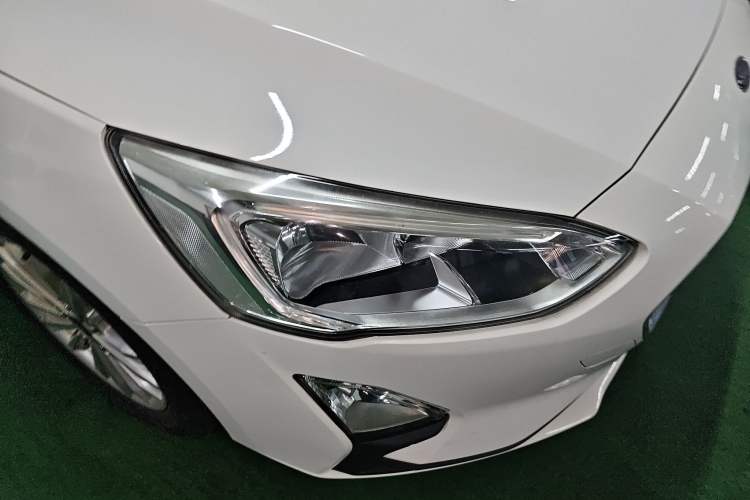 Used Ford Focus 2019 Hatchback EcoBoost 180 Automatic Trendy Model
