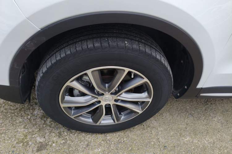 Used Geely Auto Emgrand X7 Sport 2018 1.8TD Automatic Two-Wheel Drive Smart Connect 4G Internet Edition
