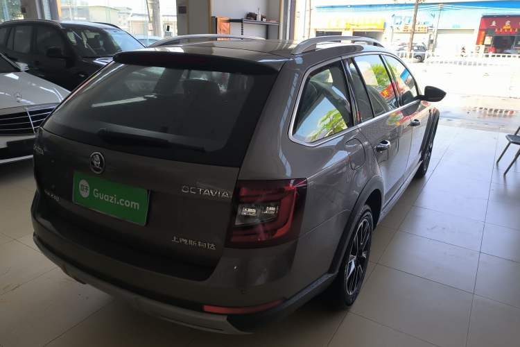 Used Skoda Octavia 2018 Station Wagon TSI230 DSG Luxury Edition