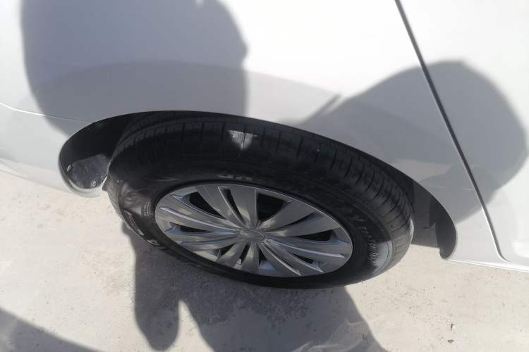 Used Volkswagen Santana 2021 1.5L Automatic Fashion Edition Right Rear Wheel Hub