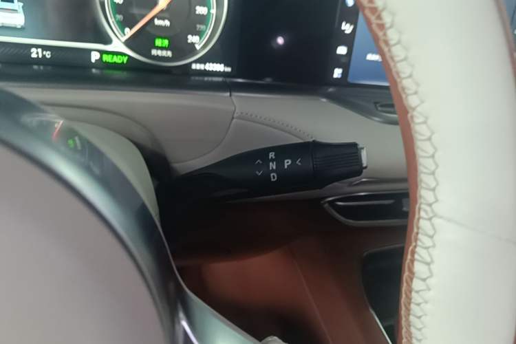 Used VOYAH FREE 2024 Ultra-Long Range Intelligent Driving Version Gear Lever