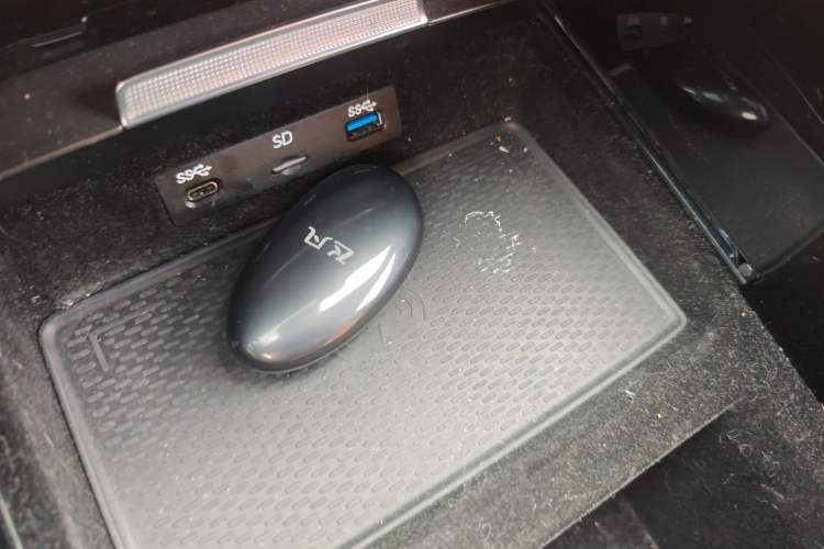 Used Rising R7 2022 High-Performance Advanced Edition Vehicle Key