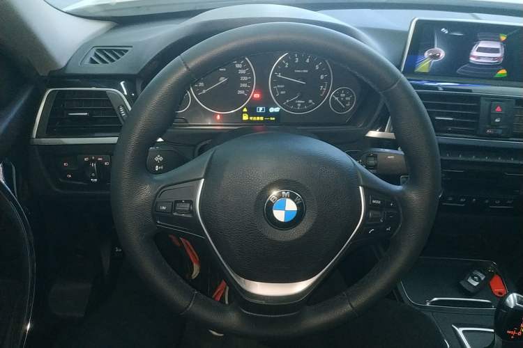 Used BMW 3 Series 2017 318Li Fashion Model