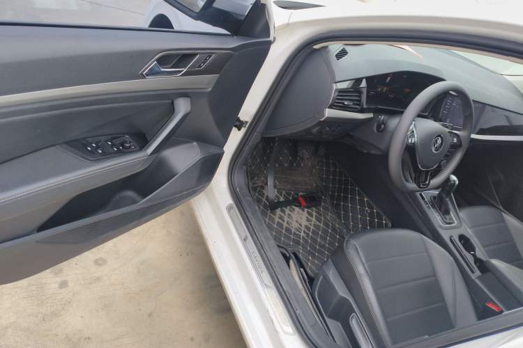 Used Volkswagen Lavida 2021 1.5L Automatic Comfort Edition Driver Seat