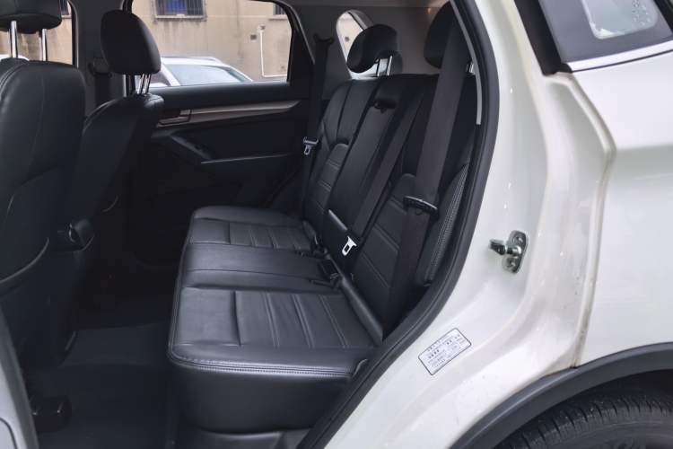 Used BAIC Senova X65 2015 2.0T automatic comfort version
