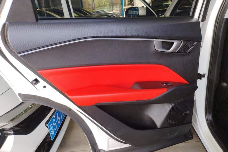 Used Baojun RC-6 2019 1.5T CVT Elite Version with 24-Hour Online Service
