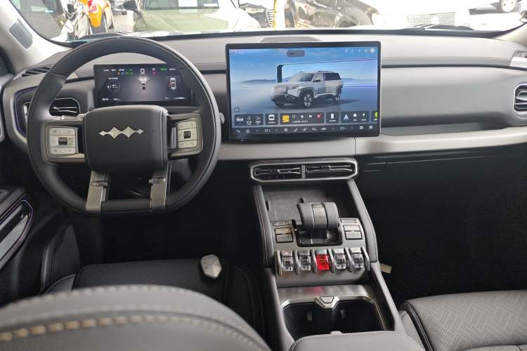 Used Formula Leopard Titanium 3 2025 501KM All-Wheel Drive Intelligent Driving Ultra Version