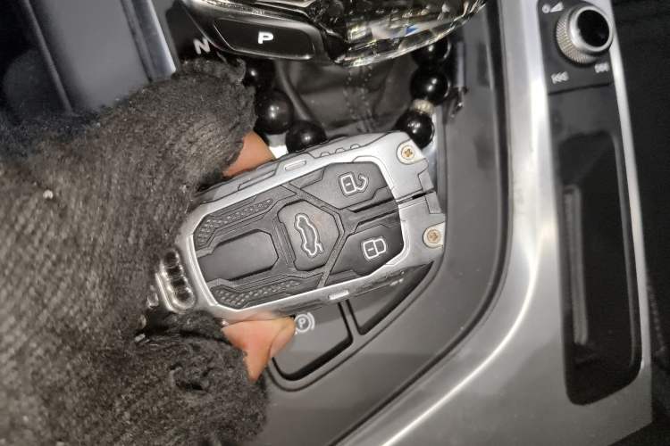 Used Audi A4L 2022 40 TFSI Fashion Dynamic Model Vehicle Key