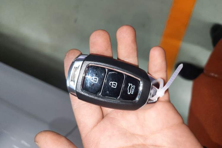 Used Hyundai Elantra 2021 1.5L CVT GLX Elite Edition
