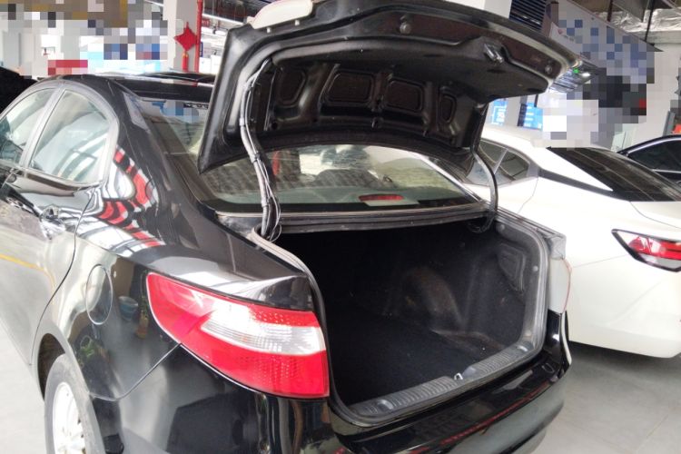 Used Kia K2 2012 Sedan 1.4L MT GLS Commemorative Edition