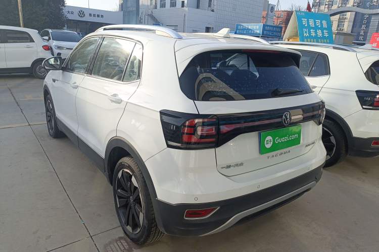 Used Volkswagen Tacqua 2021 200TSI DSG JoyConnect Edition