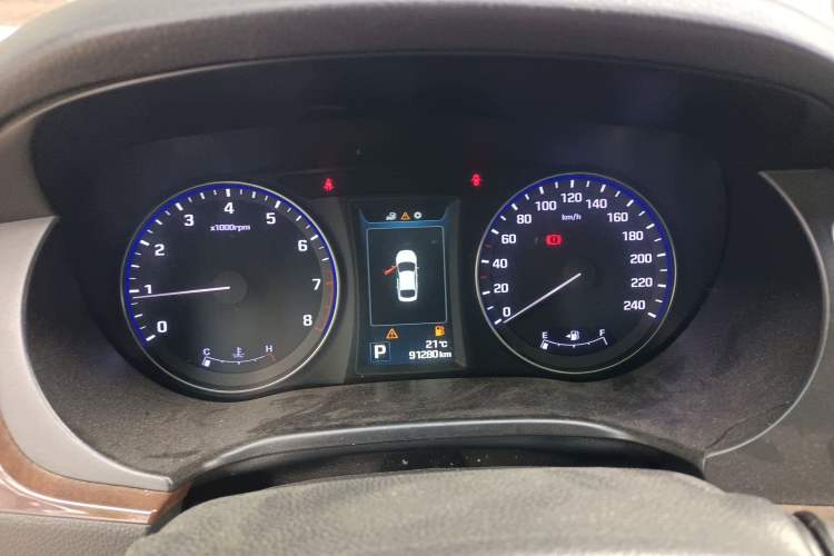 Used Hyundai Mistra 2014 1.8L Automatic Deluxe DLX Model Instrument Cluster