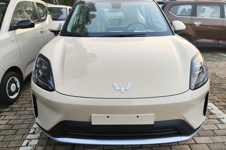 Used Wuling Bingo S 2025 Model 430km Deluxe Edition