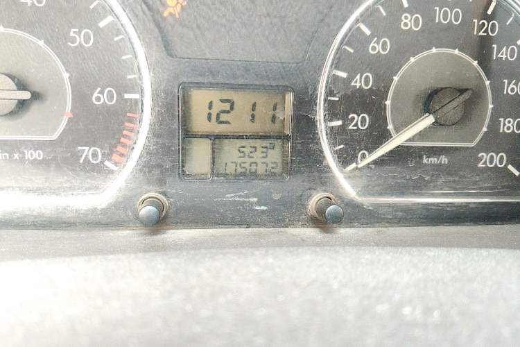 Used Citroen Elysee 2008 1.6L Manual Standard Edition Odometer Close Up