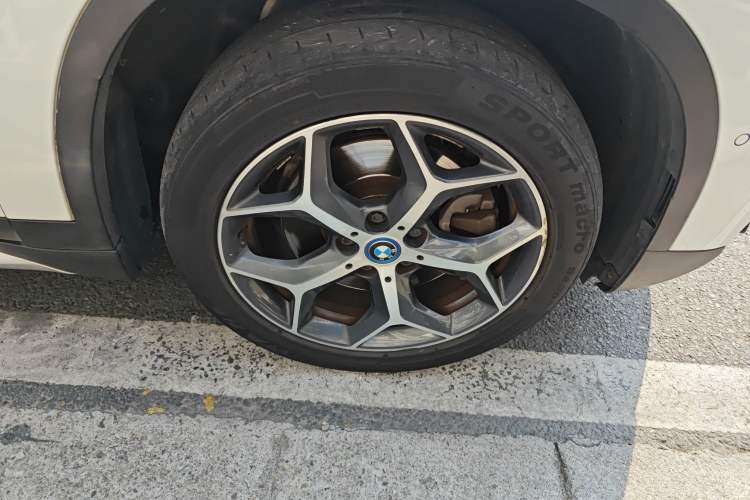 Used BMW X1 New Energy 2018 xDrive25Le Luxury Model Right Front Wheel Hub