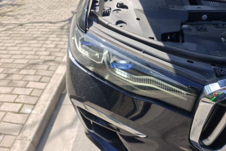 Used BMW X7 2022 xDrive40i Luxury Package with Leading Features