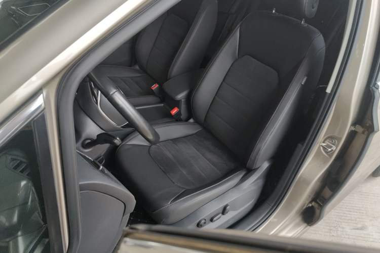 Used Volkswagen Golf Sportsvan 2016 280TSI Automatic Luxury Model