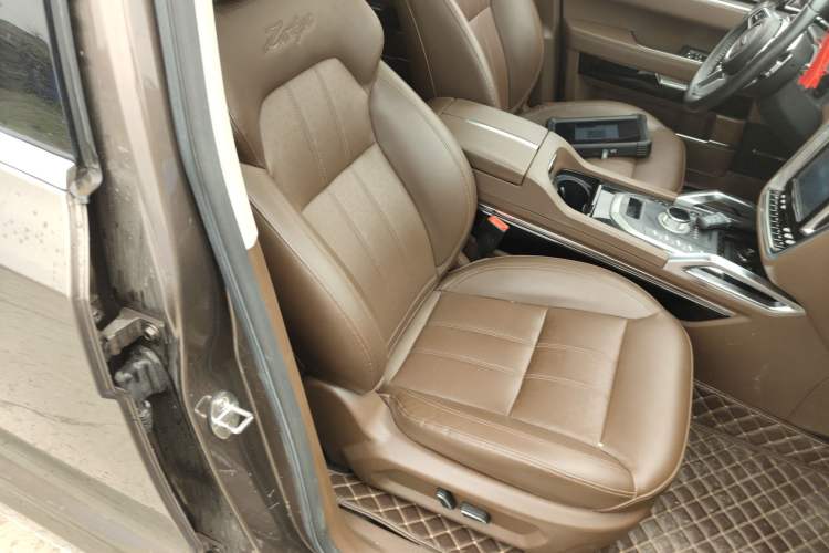 Used Zotye T700 2017 1.8T Dual-Clutch Luxury Model