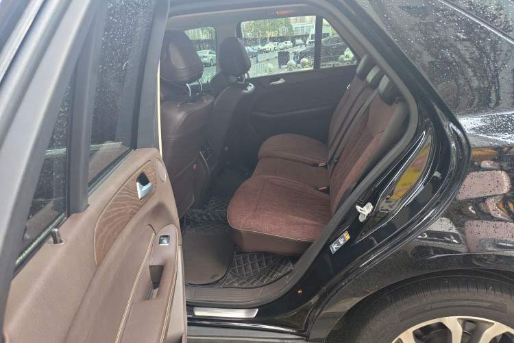 Used Mercedes-Benz GLE 2016 GLE 320 4MATIC Dynamic Edition Left Rear Seat