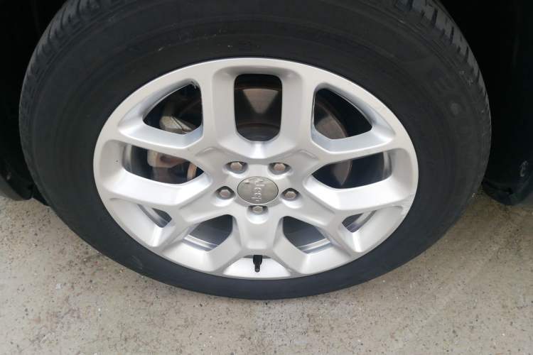 Used Jeep Renegade 2017 180T Automatic High-Energy Version