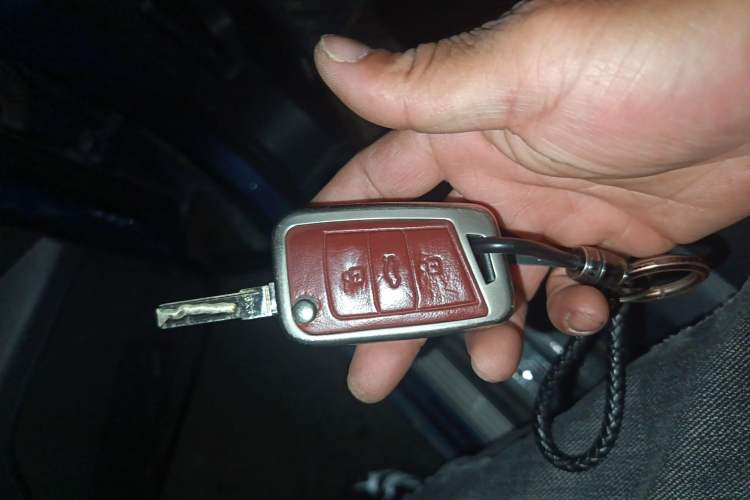 Used Volkswagen Touran 2018 Volkswagen Touran L 280TSI DSG Comfort Edition 7 Seats China V Emission Standard Vehicle Key