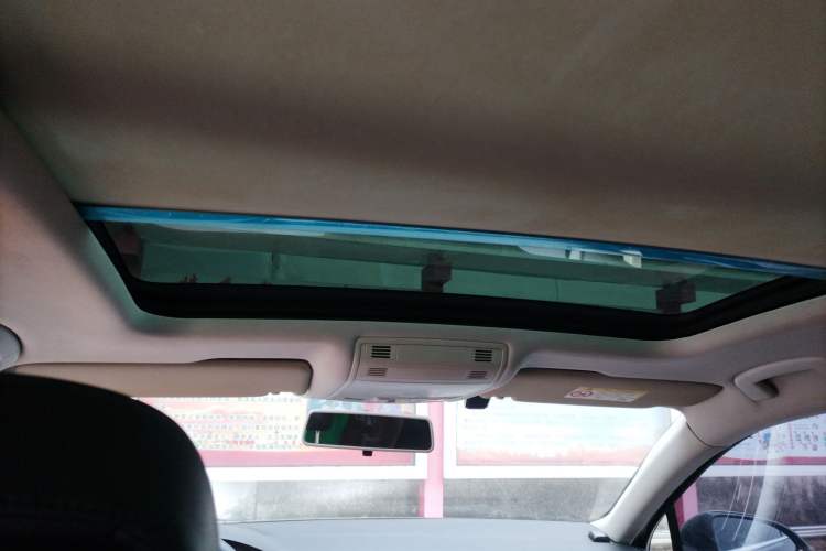 Used Volkswagen Magotan 2017 330TSI DSG Leading Model
