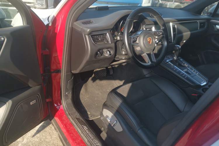 Used Porsche Macan 2017 Macan 2.0T