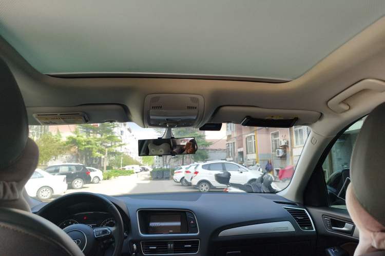 Used Audi Q5 2017 40 TFSI Ambition Edition Headliner