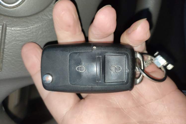 Used Hyundai Elantra 2011 1.6L Manual Comfort Version
