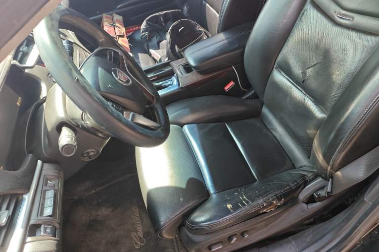 Used Cadillac XTS 2013 28T Leading Model