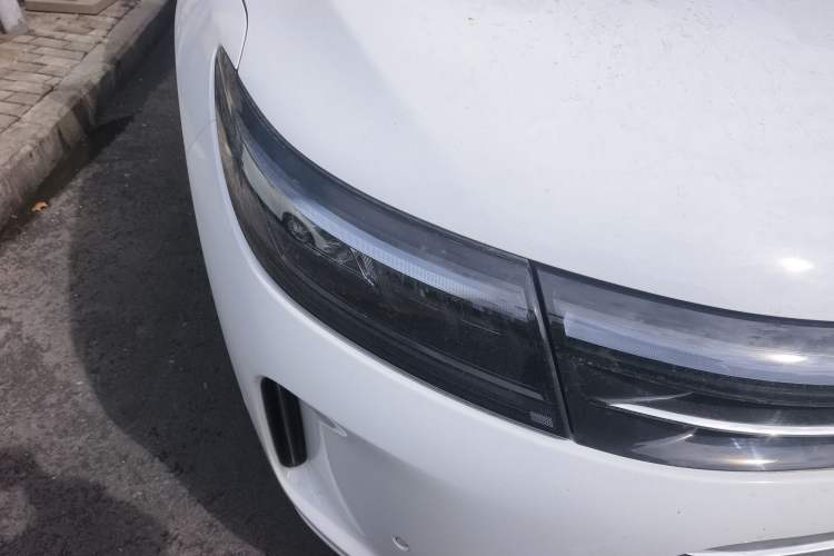 Used Hima AITO M7 2022 1.5T Four-Wheel Drive Luxury Edition Right Front Headlight