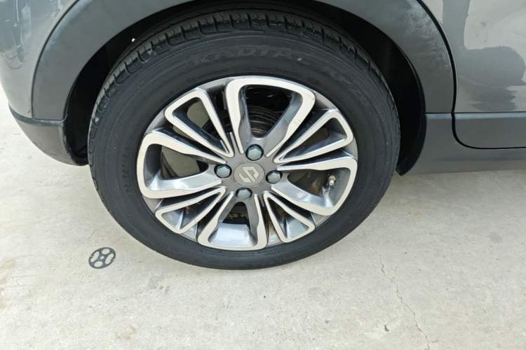 Used Leapmotor T03 2020 400 Lite Edition Right Rear Wheel Hub