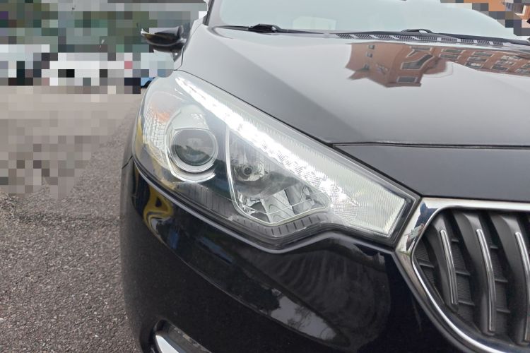 Used Kia K3 2015 1.6L Automatic GLS Right Front Headlight