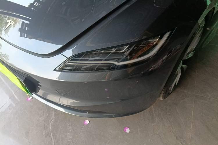 Used Tesla Model 3 2023 Long-Range All-Wheel-Drive Version
