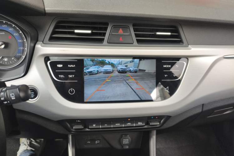 Used Geely Auto Vision X3 2020 1.5L CVT Luxury Model
