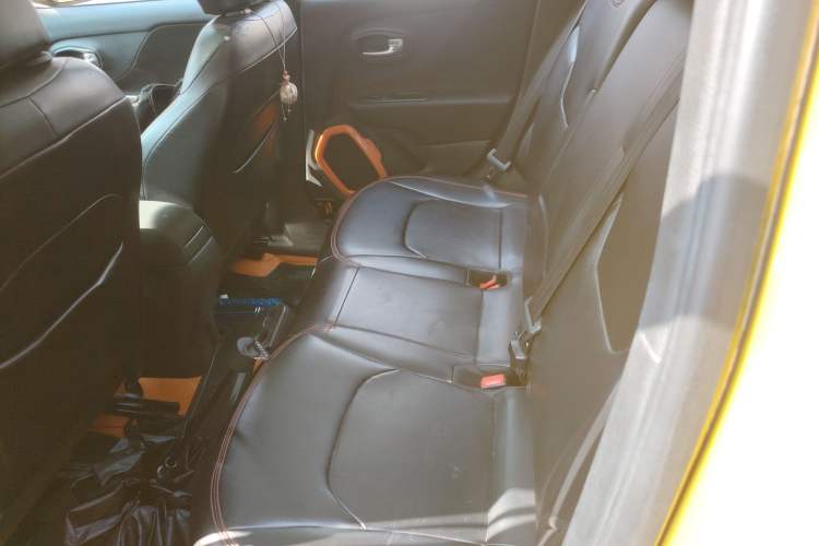 Used Jeep Renegade 2017 180T Automatic High-Energy Version
